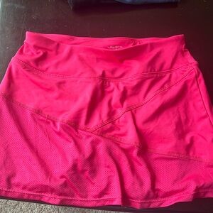 Layer 8 skirt that’s pink and stretchy
